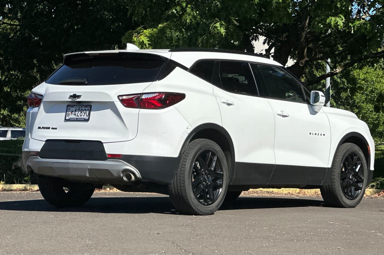 Used 2019 Chevrolet Blazer LT AWD/4WD image 2