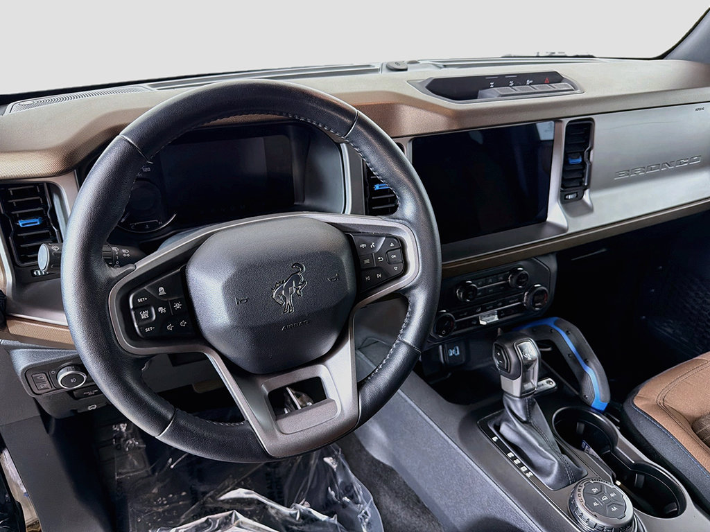 Used 2023 Ford Bronco Outer Banks AWD/4WD image 21