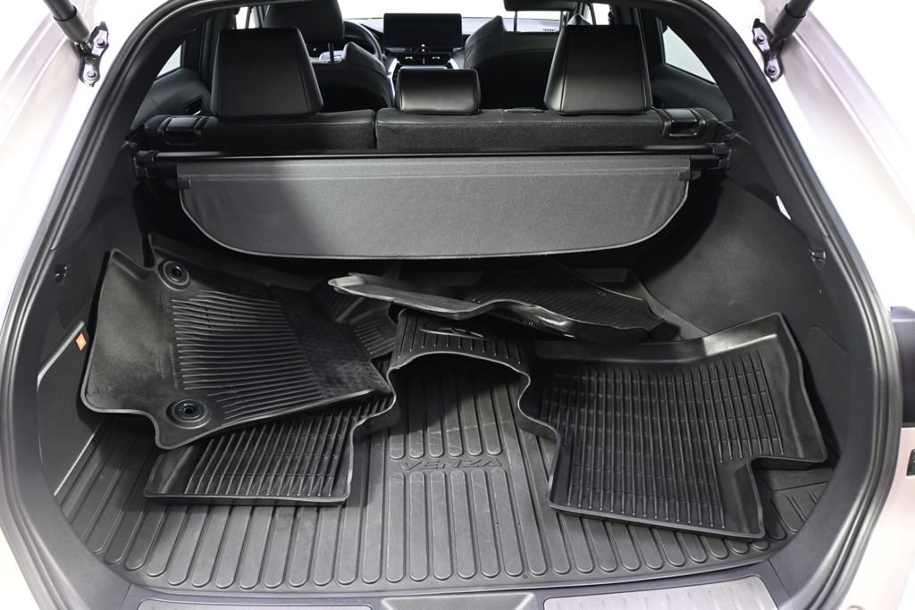 Used 2024 Toyota Venza Limited AWD/4WD image 19