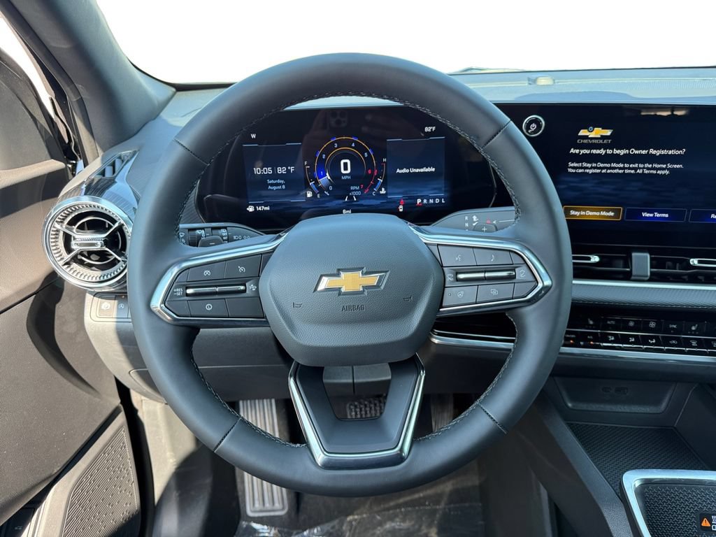 New 2027 Chevrolet Equinox LT w/ Convenience Package II FWD image 12