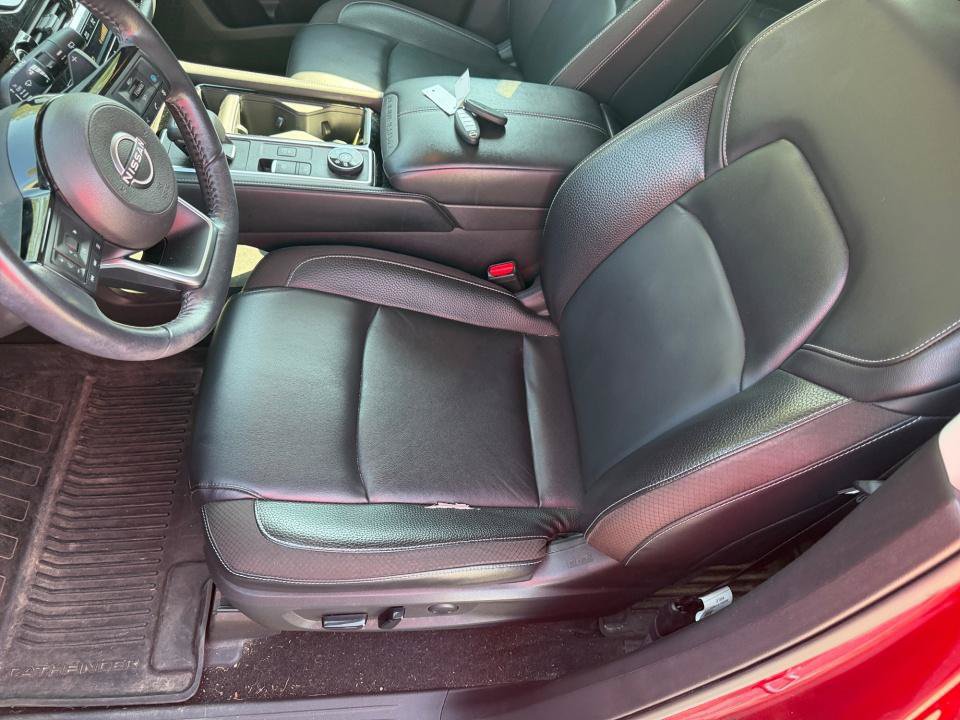 Used 2022 Nissan Pathfinder SL AWD/4WD image 30