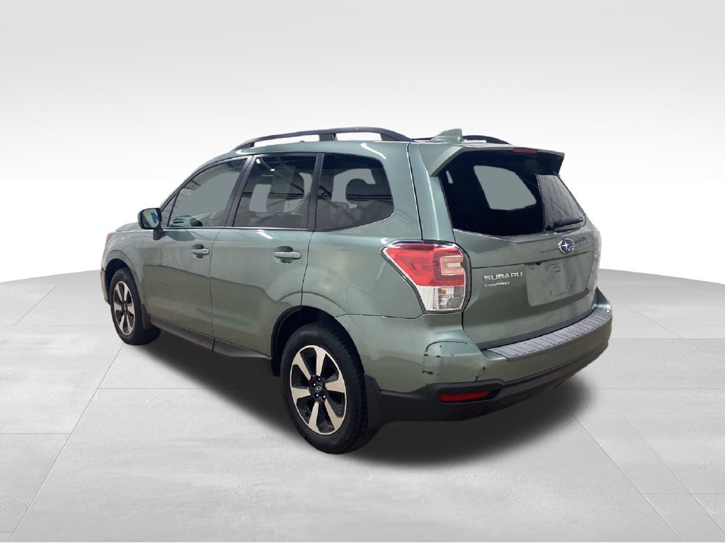 Used 2018 Subaru Forester 2.5i Premium w/ All-Weather Package AWD/4WD image 2