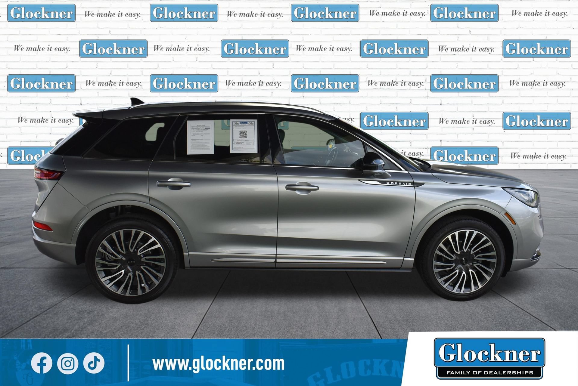 Used 2022 Lincoln Corsair Reserve w/ Sport Package AWD/4WD image 4