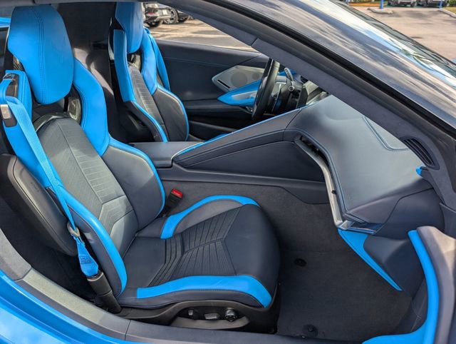 Used 2022 Chevrolet Corvette Stingray Premium Conv w/ Z51 Performance Package image 17