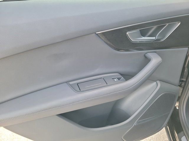 Used 2024 Audi Q7 2.0T Premium Plus image 12