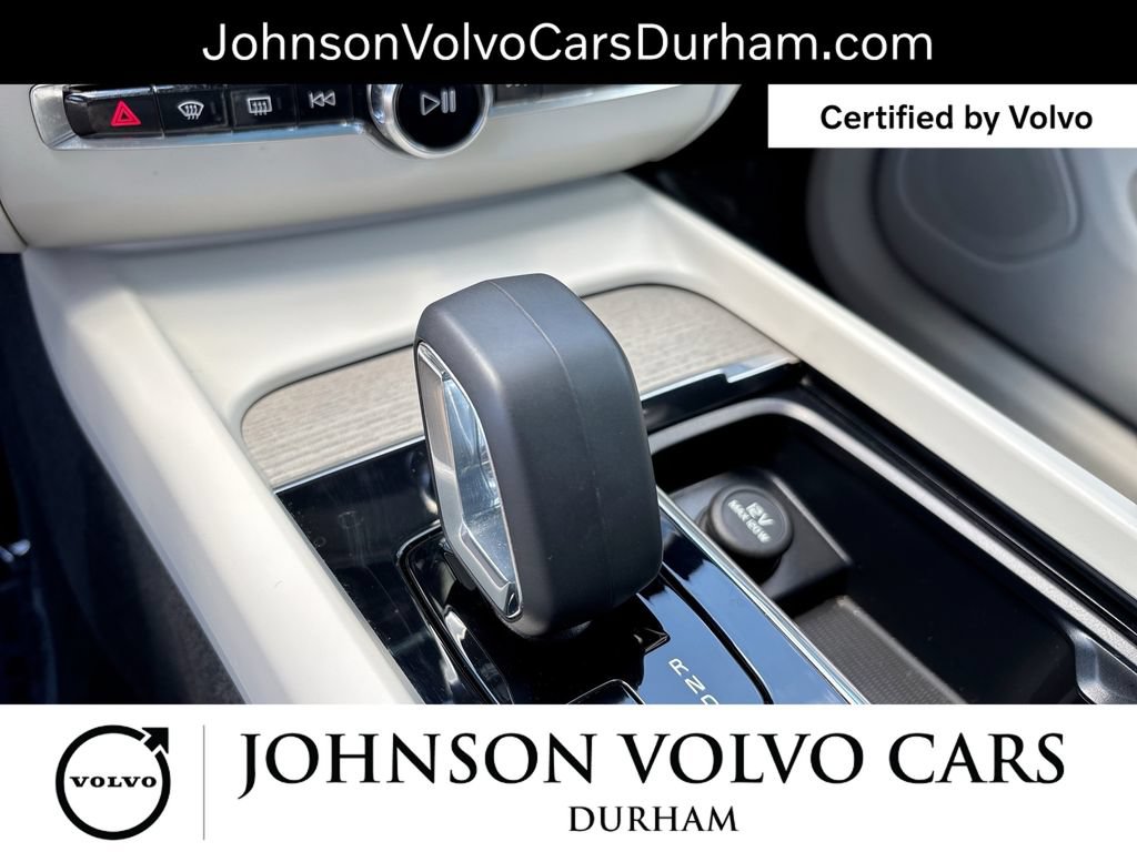Used 2023 Volvo XC60 B5 Plus w/ Climate Package AWD/4WD image 24