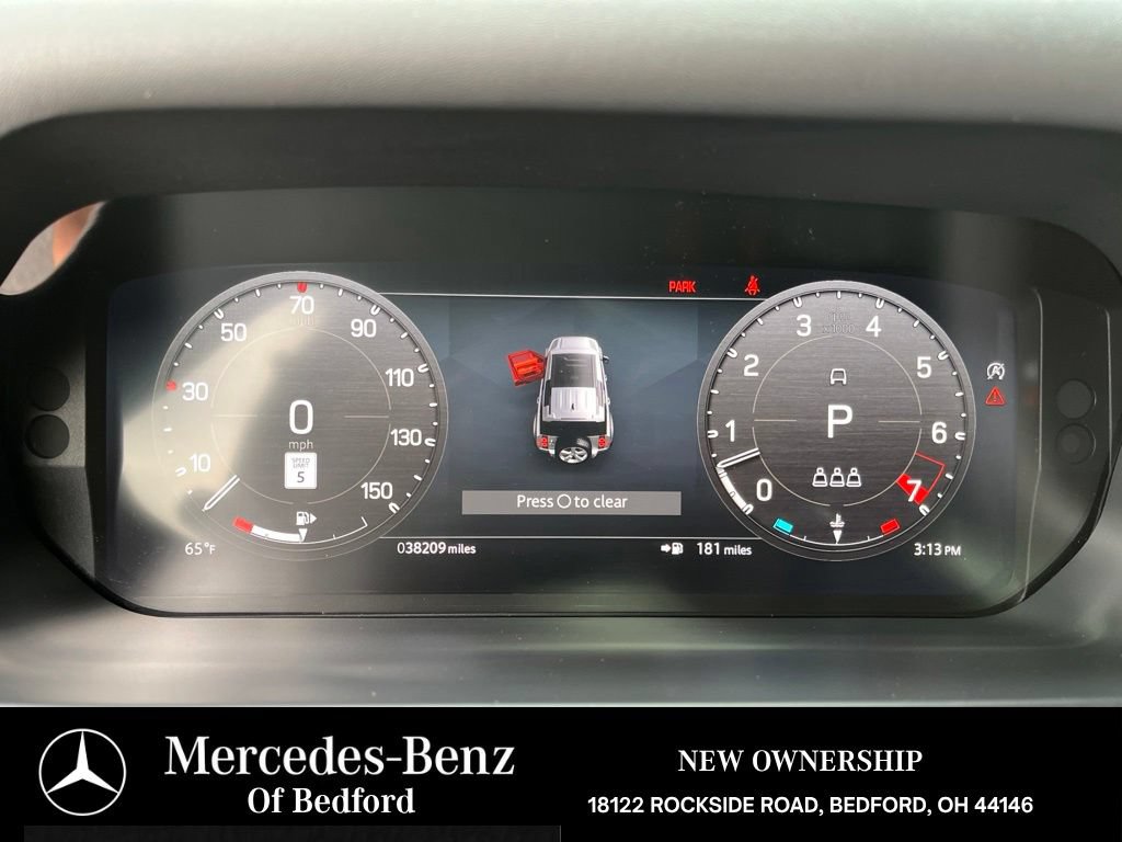 Used 2023 Land Rover Defender 110 V8 AWD/4WD image 25