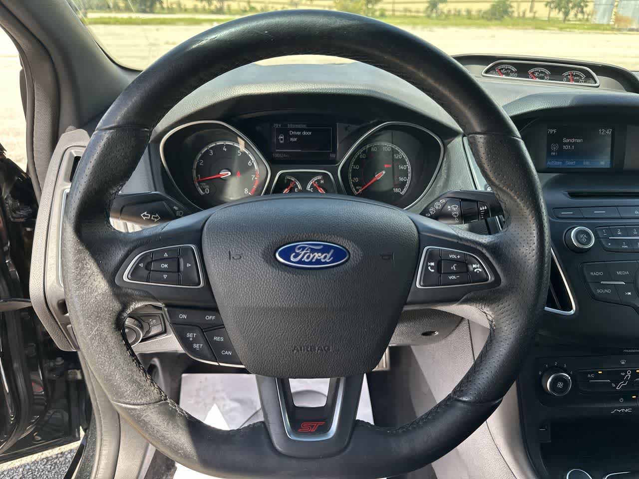 Used 2015 Ford Focus ST FWD image 26
