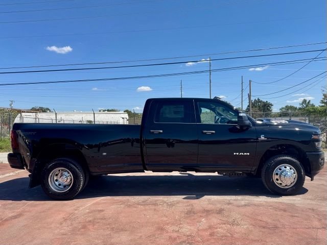 New 2027 RAM 3500 Big Horn AWD/4WD image 4