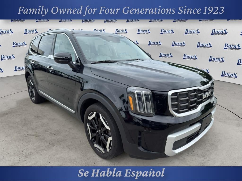 Used 2023 Kia Telluride S w/ S Sunroof Package