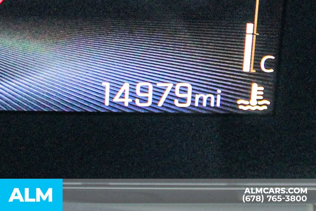 Used 2025 Chevrolet Trax LT w/ LT Convenience Package image 40