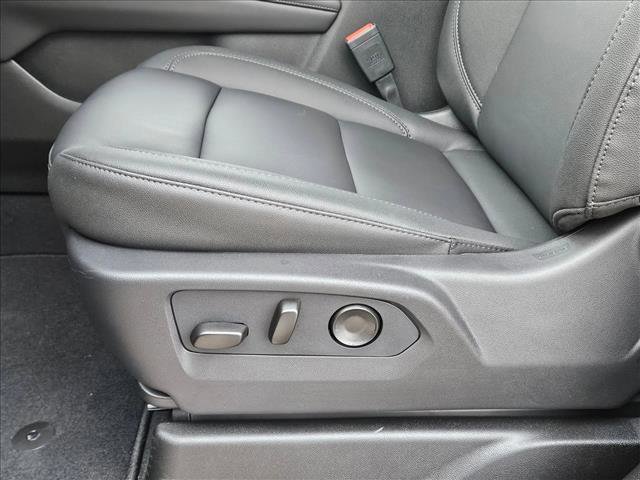 New 2026 Chevrolet Suburban LT w/ Comfort Package image 4