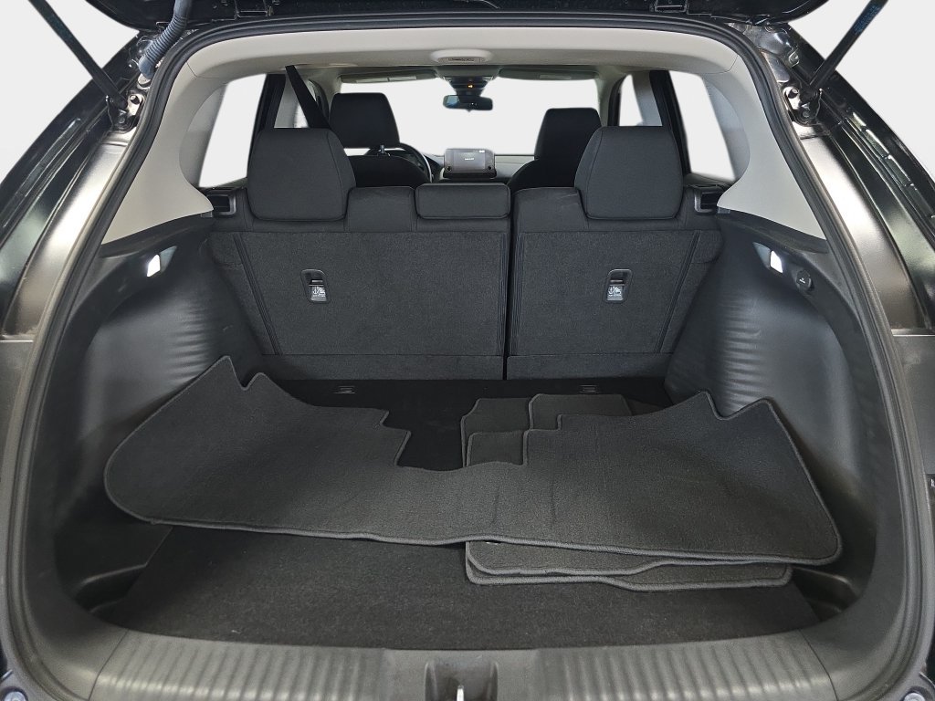 Used 2025 Honda HR-V LX image 29