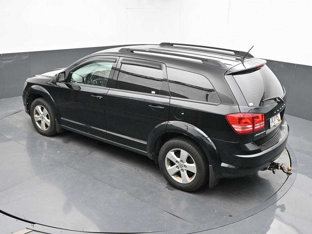 Used 2016 Dodge Journey SE w/ MOPAR All-Weather Group FWD image 19
