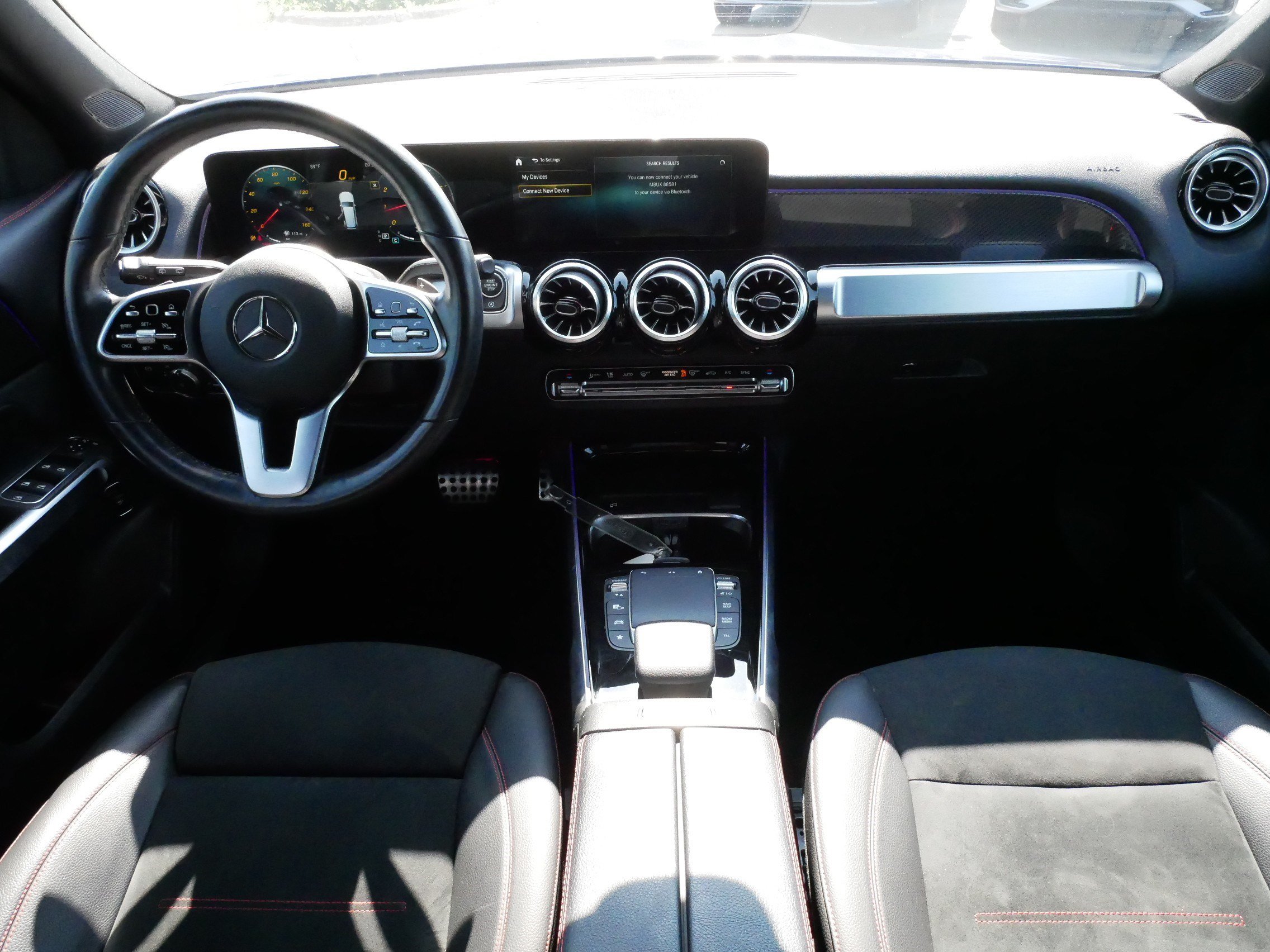 Used 2022 Mercedes-Benz GLB 250 4MATIC image 10