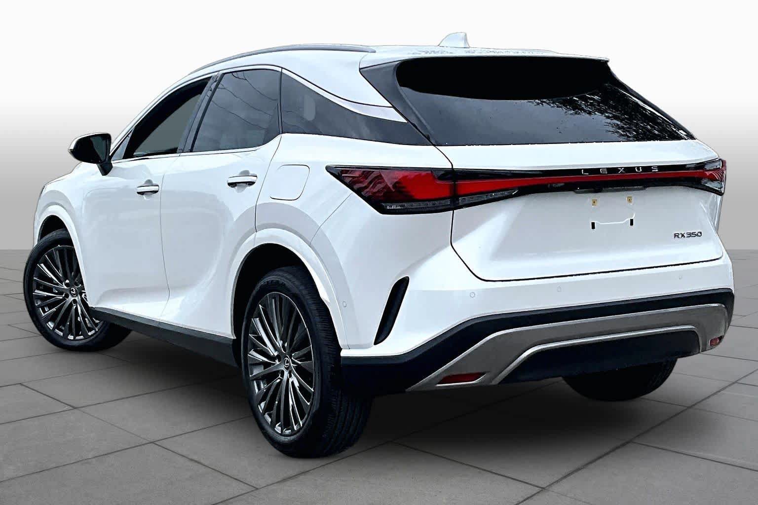 Used 2024 Lexus RX 350 FWD w/ Convenience Package image 11