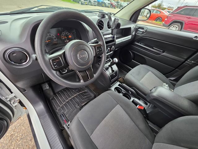 Used 2016 Jeep Compass Sport w/ Power Value Group AWD/4WD image 18
