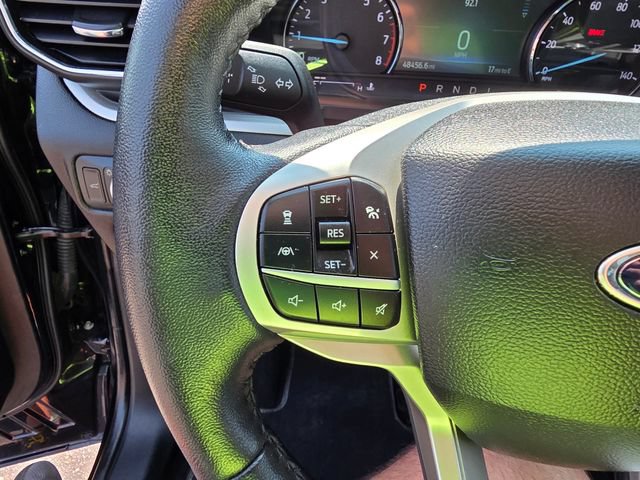 Used 2022 Ford Explorer XLT w/ Equipment Group 202A AWD/4WD image 30