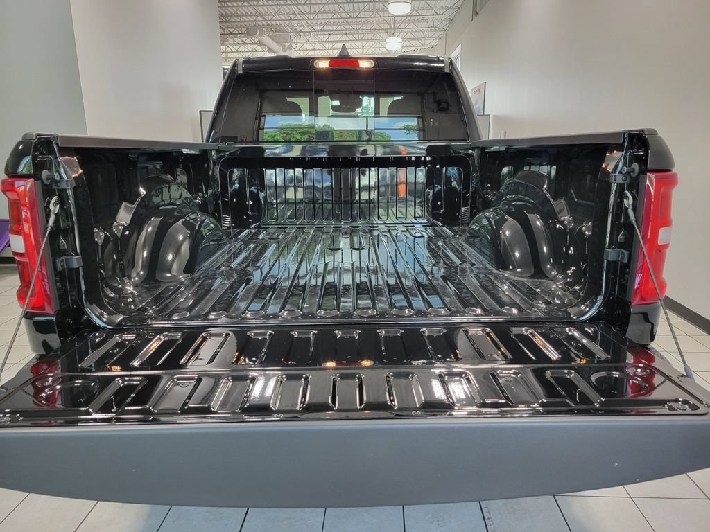 New 2026 RAM 1500 Big Horn AWD/4WD image 8