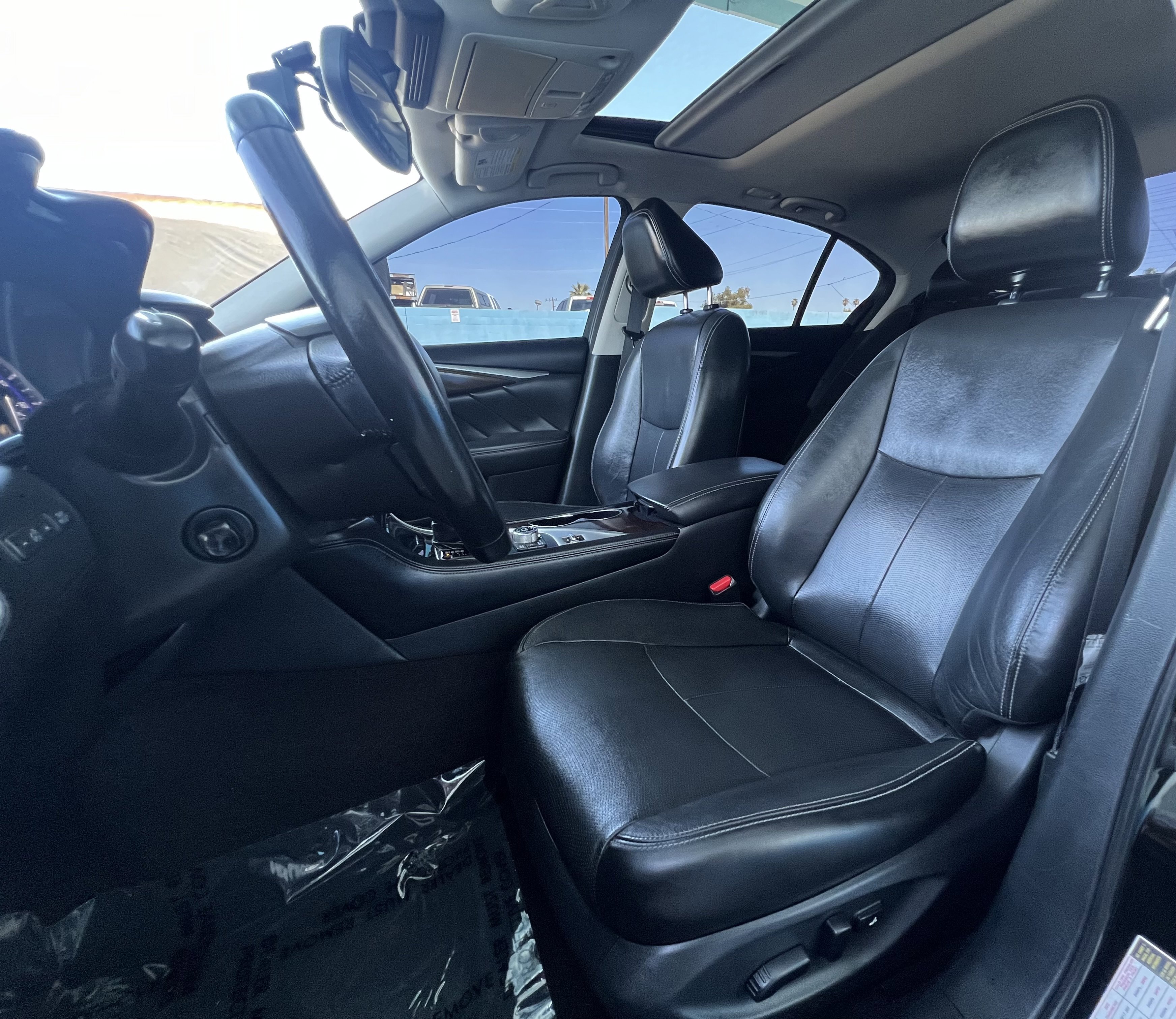 Used 2015 INFINITI Q50 Premium w/ Technology Package RWD image 10