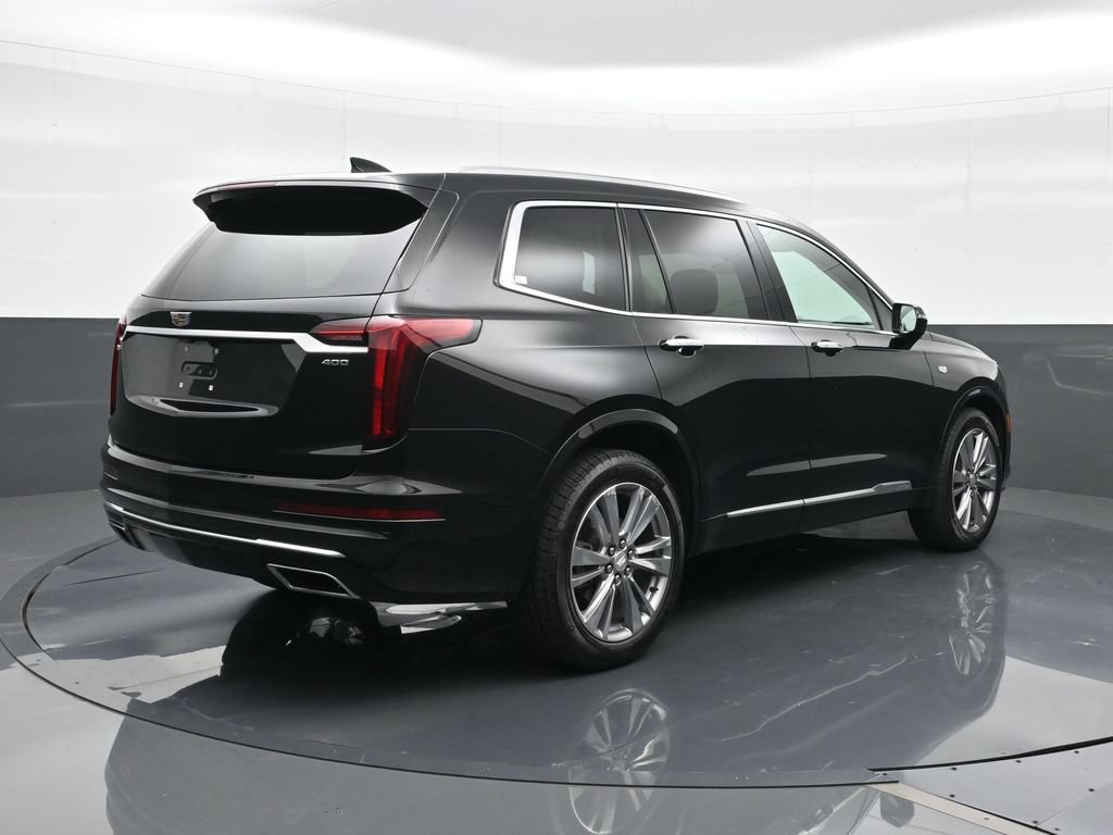 Certified 2023 Cadillac XT6 Premium Luxury FWD image 14