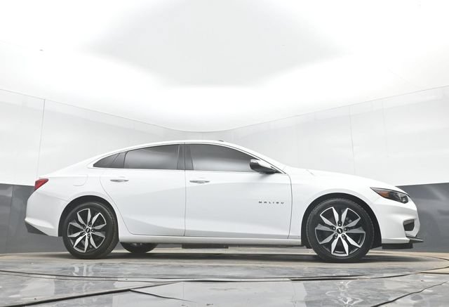 Used 2016 Chevrolet Malibu LT FWD image 46