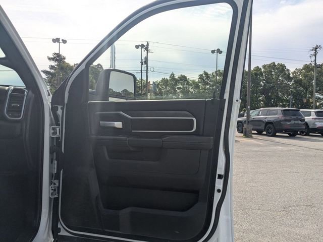 Used 2024 RAM 3500 Big Horn image 37