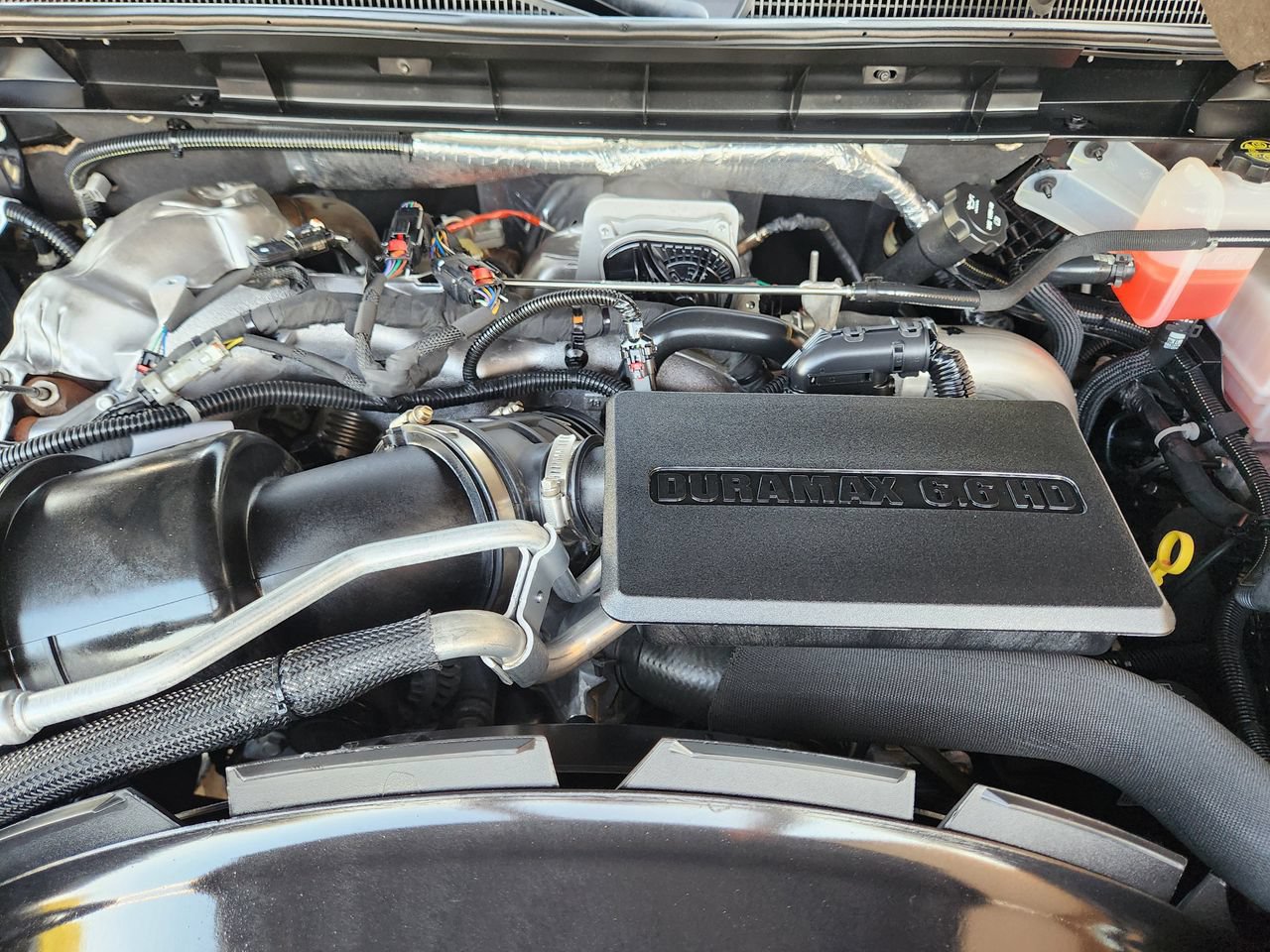 Used 2025 GMC Sierra 2500 AT4 w/ AT4 Premium Plus Package AWD/4WD image 30