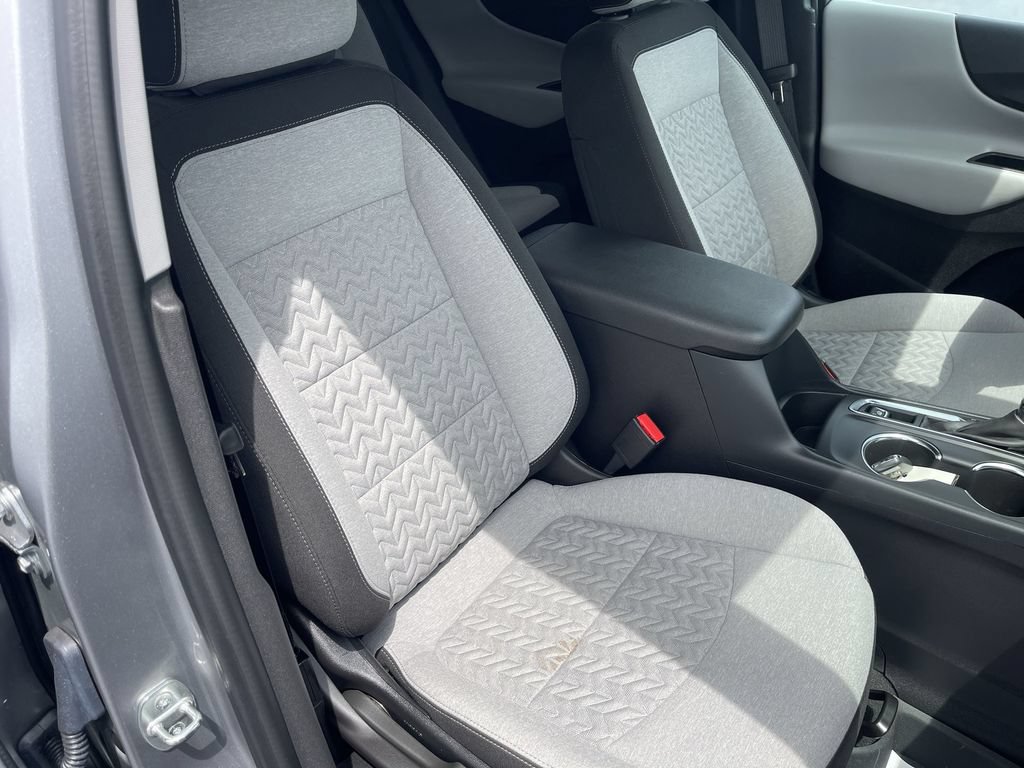 Used 2024 Chevrolet Equinox LS w/ LS Convenience Package FWD image 28