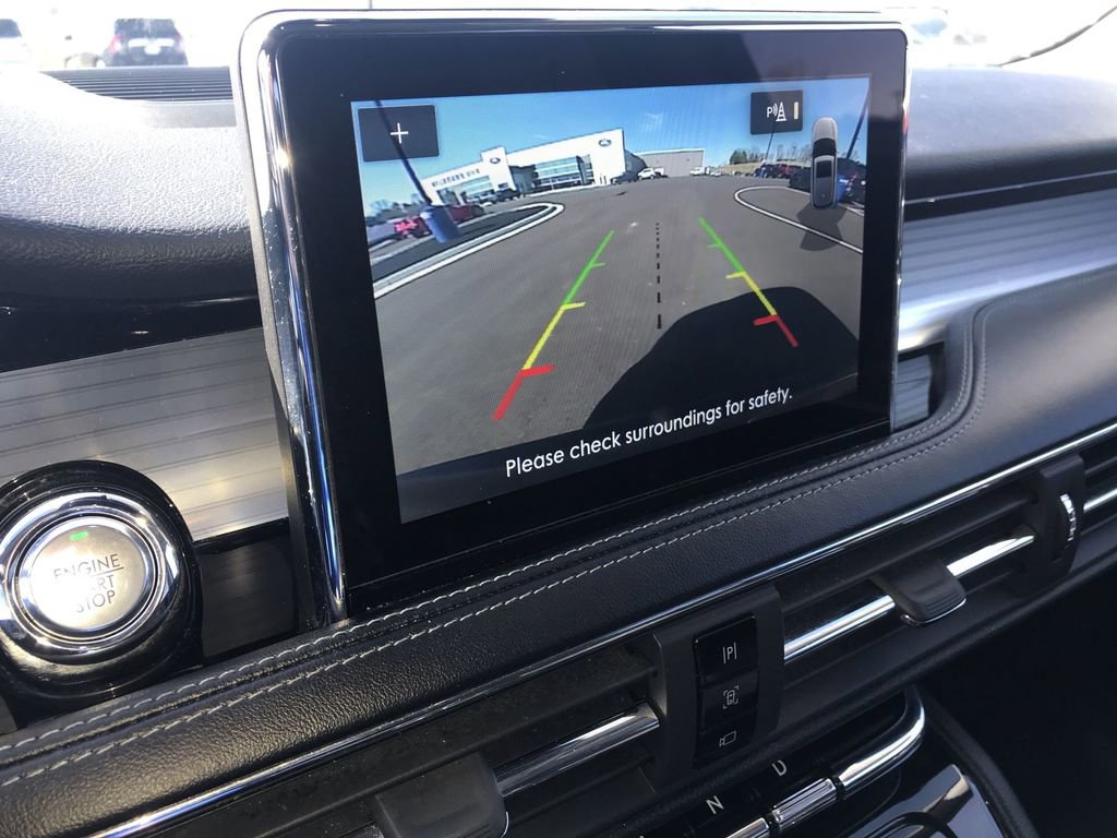 Used 2022 Lincoln Corsair AWD w/ Premium Package image 17