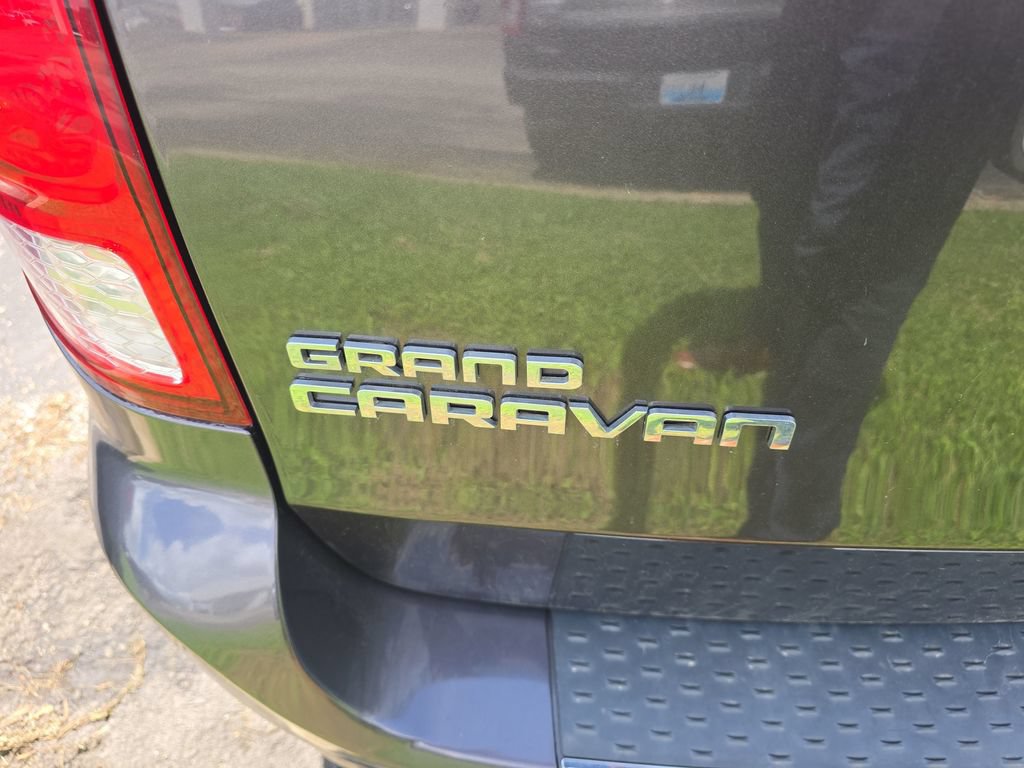 Used 2016 Dodge Grand Caravan SE w/ Quick Order Package 29E SE FWD image 10