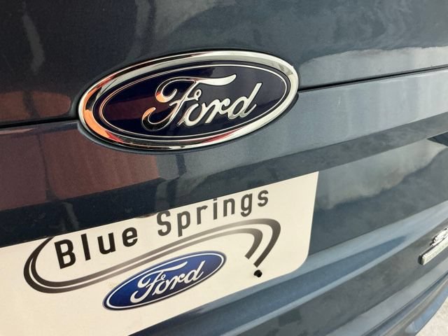 Used 2019 Ford Fusion SE w/ Equipment Group 151A FWD image 5