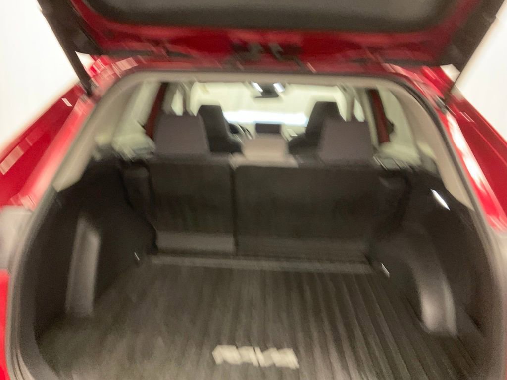 Used 2023 Toyota RAV4 XLE w/ Convenience Package AWD/4WD image 10
