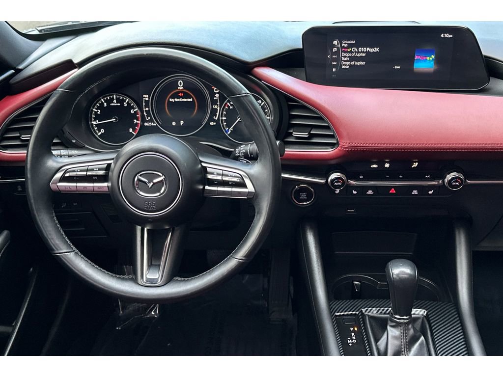 Used 2021 MAZDA MAZDA3 Hatchback w/Premium Plus Pkg image 16