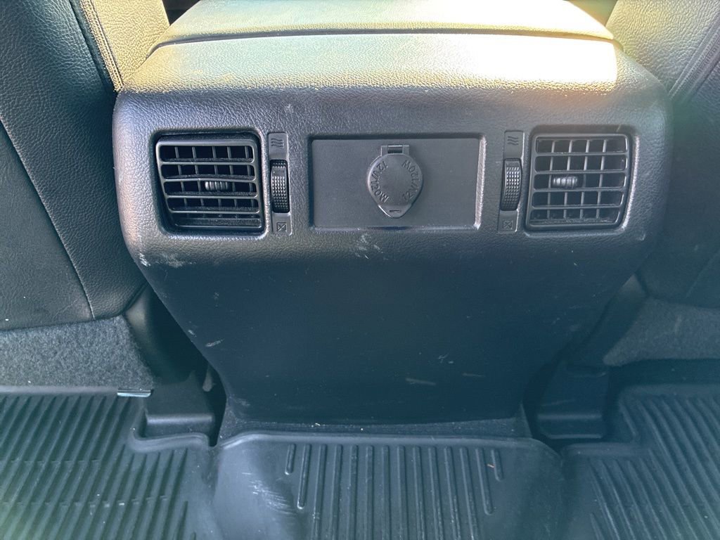 Used 2016 Toyota Tundra Limited w/ Limited Premium Package image 16