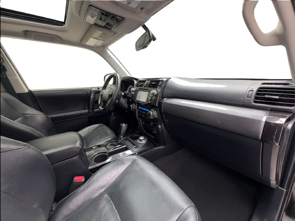 Used 2019 Toyota 4Runner Limited AWD/4WD image 36