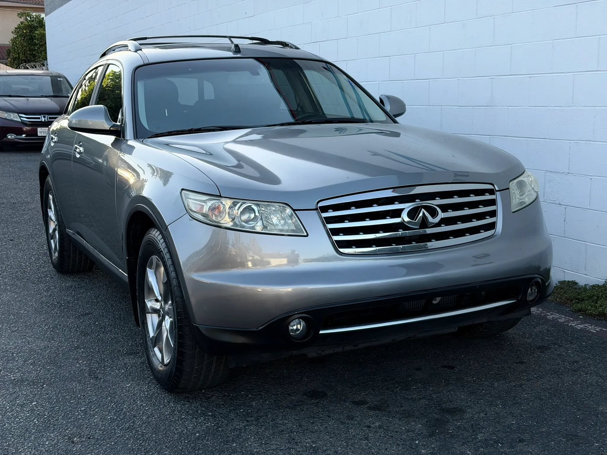 Used 2008 INFINITI FX35 2WD w/ Technology Pkg image 7