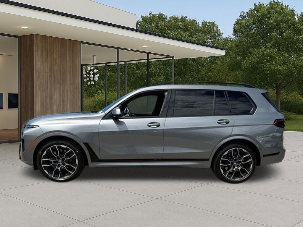 Used 2026 BMW X7 xDrive40i w/ M Sport Package AWD/4WD image 13