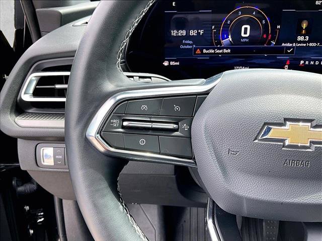 Used 2025 Chevrolet Traverse LT FWD image 20