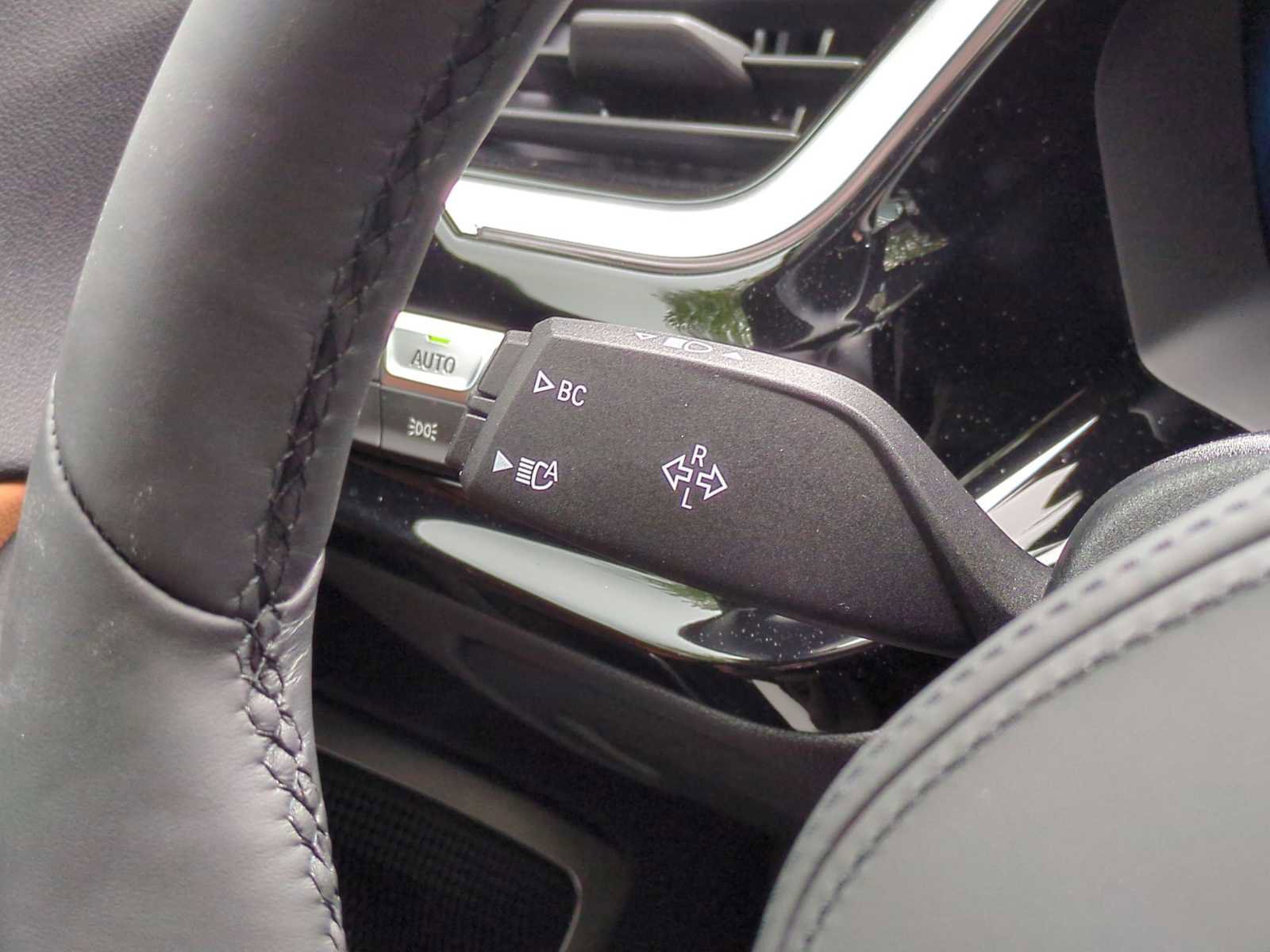 New 2026 BMW Z4 sDrive30i w/ Convenience Package image 24