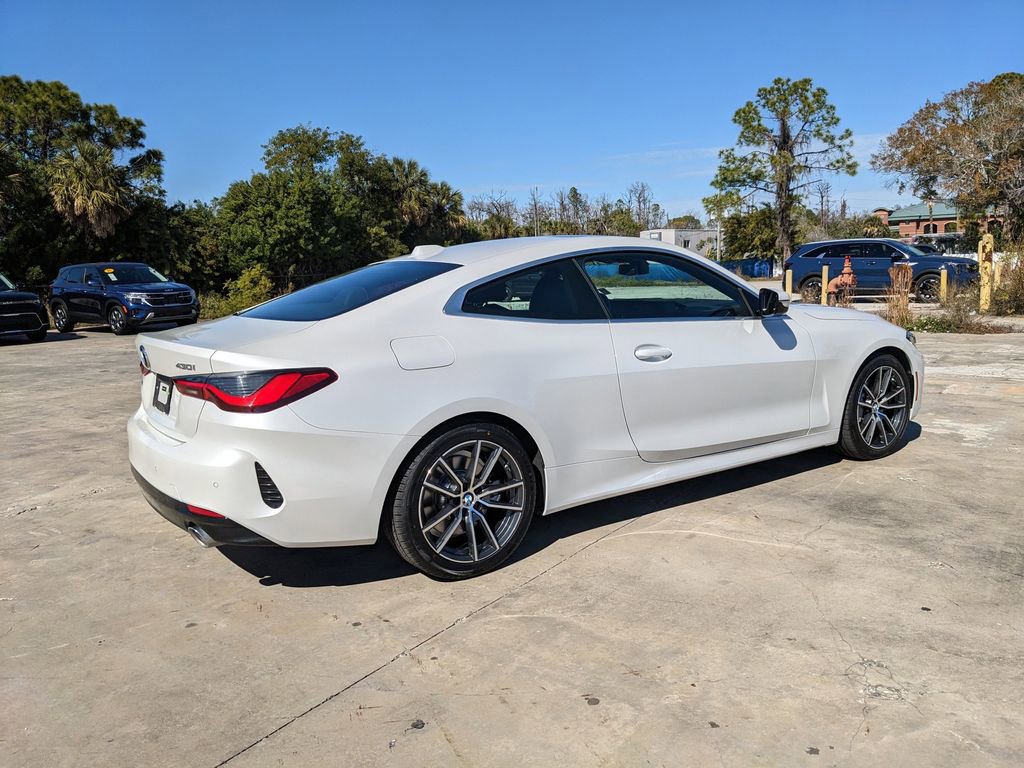 Used 2025 BMW 430i 430i w/ Premium Package image 9