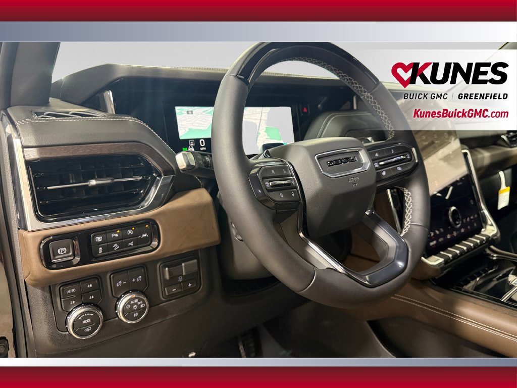 New 2026 GMC Yukon Denali Ultimate w/ LPO, Floor Liner Package AWD/4WD image 16