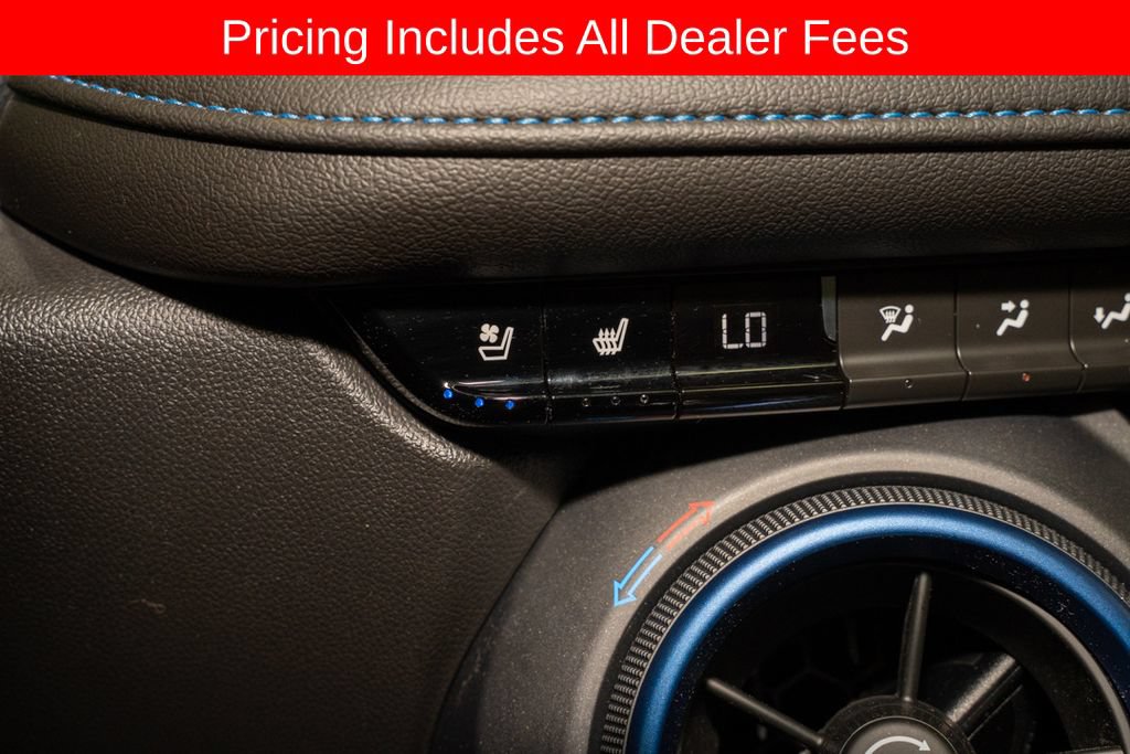 Used 2023 Chevrolet Blazer RS w/ Driver Confidence II Package FWD image 17