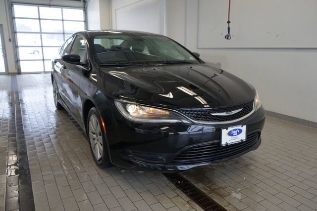 Used 2015 Chrysler 200 LX image 16