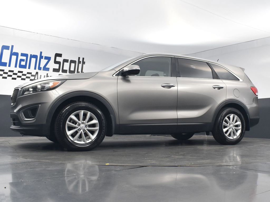 Used 2016 Kia Sorento L FWD image 18