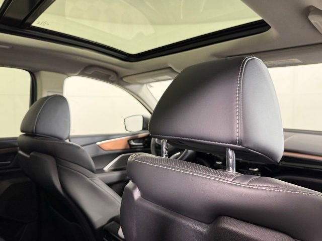 Used 2022 Acura MDX Technology image 27