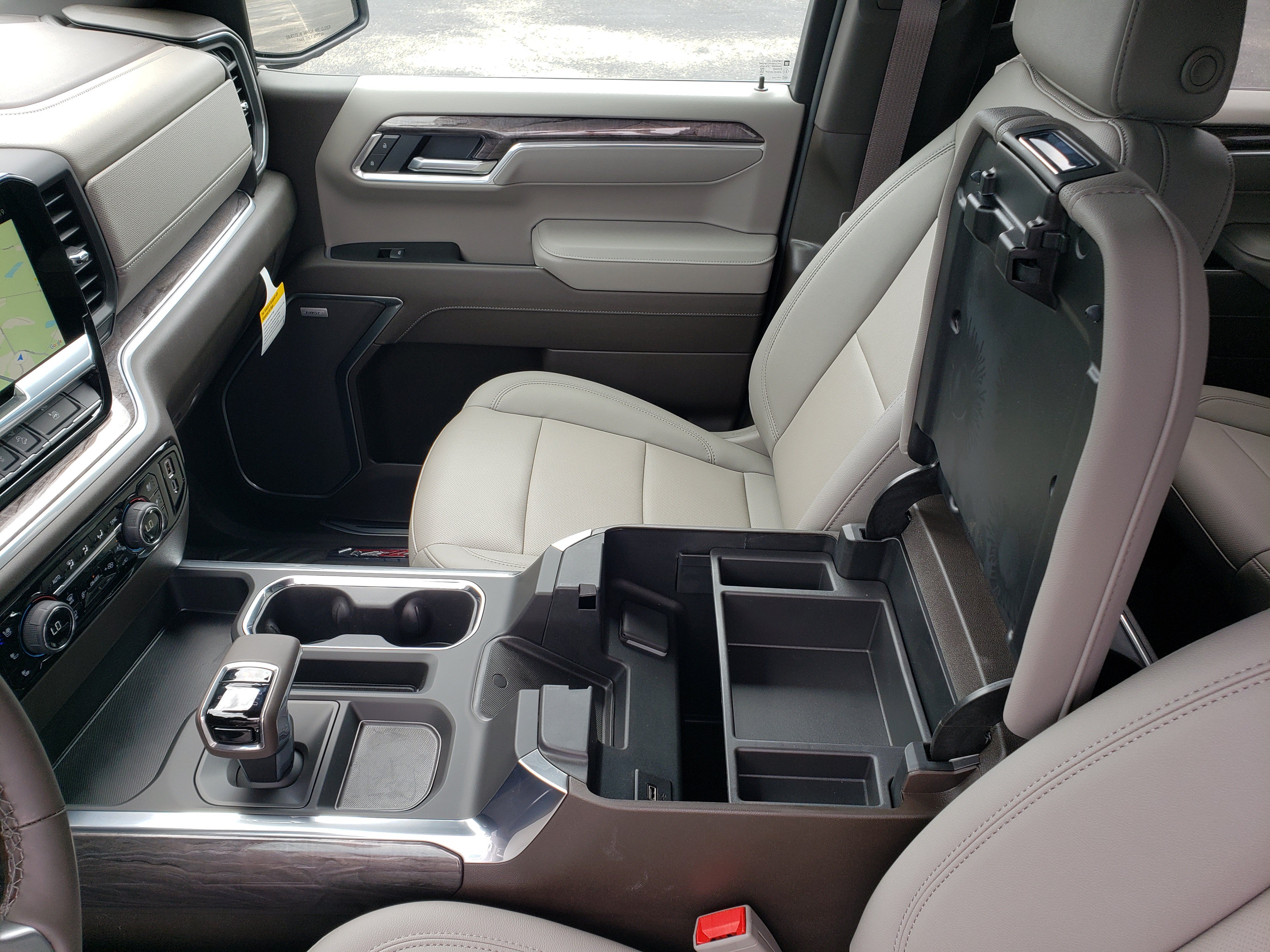 New 2026 Chevrolet Silverado 1500 LTZ w/ LTZ Premium Package AWD/4WD image 27