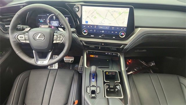 Used 2024 Lexus TX 500h AWD w/ Technology Package image 39