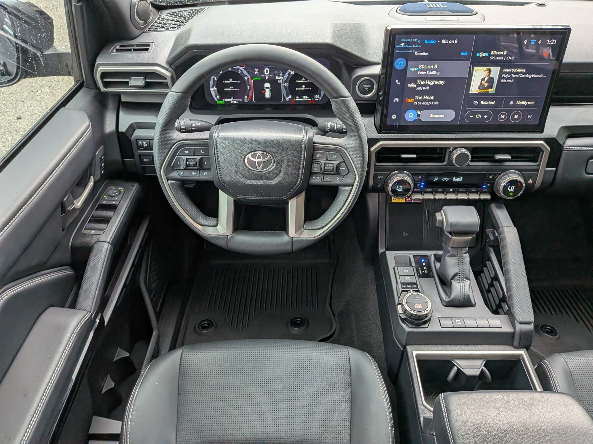 Used 2026 Toyota 4Runner Limited AWD/4WD image 18