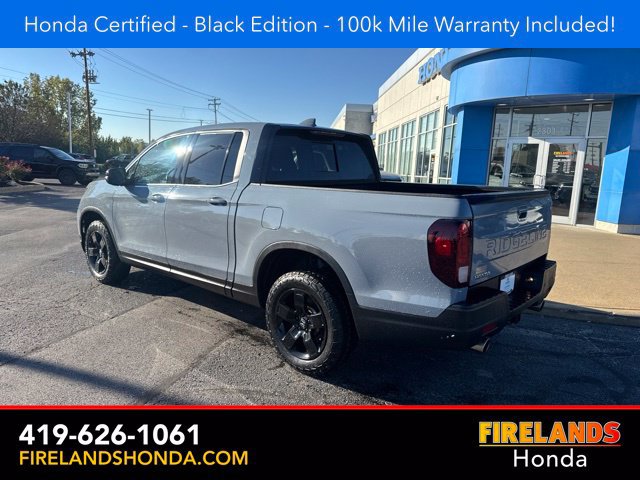 Certified 2024 Honda Ridgeline Black Edition image 3